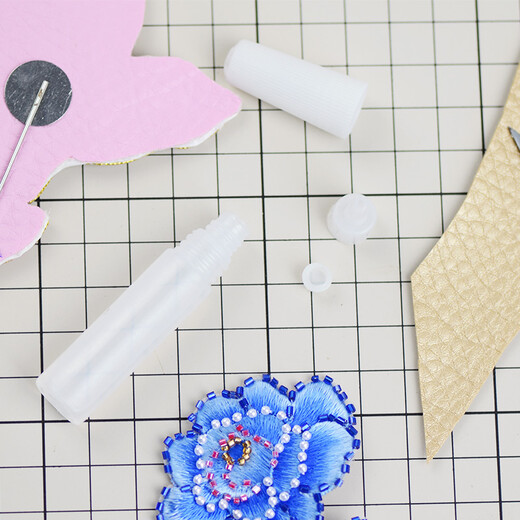 Embroiderer DIY accessories handmade glue alcohol universal glue 6g packed handmade fabric hemp rope lampshade glue strong adhesive