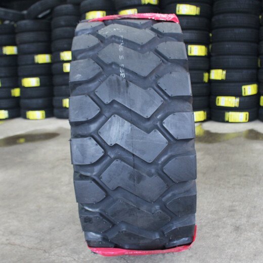 CHAOYANG TIRETO DE LA PARTICIPACIÓN 12-16.5 20.5/70-16 16/70-20-24 17.5-25 23.5 23.5-25 CHAOYANG CL728 Tirma de carretilla elevadora de 16 capas