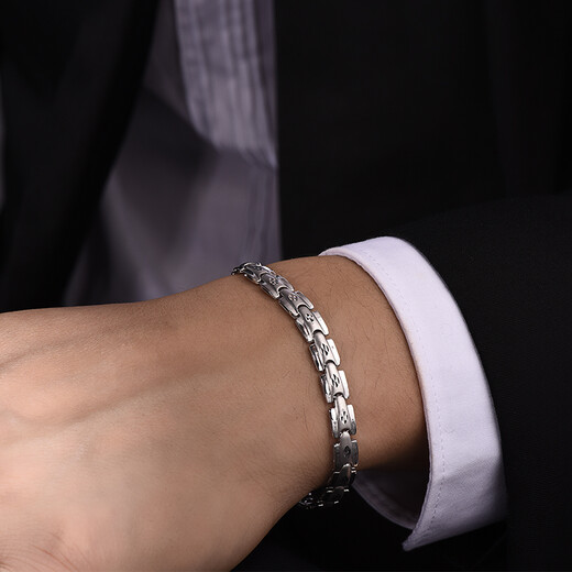 Pt.Charm platinum bracelet men's pt950 platinum watch strap chain personalized trendy men's chain. If it is not in stock, it can be customized. Take 15g as an example