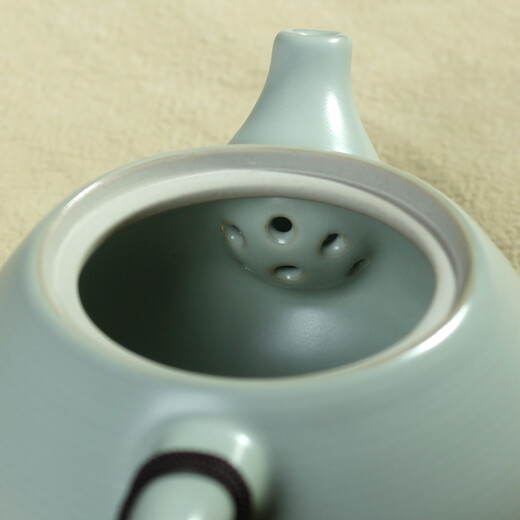 Rudao Ru kiln teapot single pot ceramic Kung Fu tea set household filter teapot Ru porcelain can grow open piece retro tea infuser Ru kiln year after year rising pot 160ml