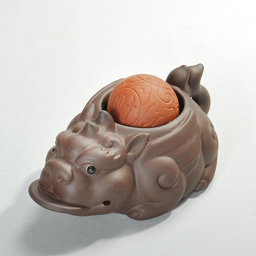 Tang Feng Zisha Tea Pet Money Rolling Golden Toad Tea Set Tea Tray Ornaments Water Spray Treasure Golden Toad Tea Table Accessories Money Rolling Tea Pet (Same Style as Yuhui Peer)