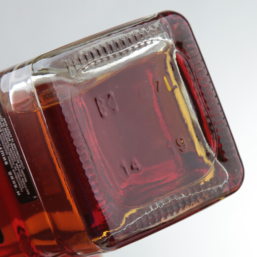 20% off for two pieces Black Jack (BLACK JACK) foreign wine imported from Ukraine original bottle blended whiskey 700ml Black Jack whiskey - single bottle