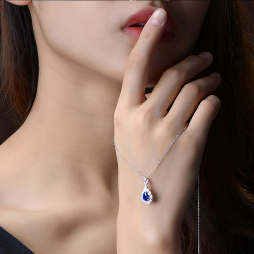 Millais Jewelry 1.15 carat sapphire pendant 18K gold inlaid with diamond royal sapphire necklace birthday gift without chain chain can be customized additionally