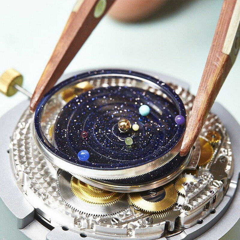 Luxury watch repair service Luxury watch repair, maintenance, refurbishment, polishing, stoppage repair, scratch repair, internal cleaning, appointment basic service