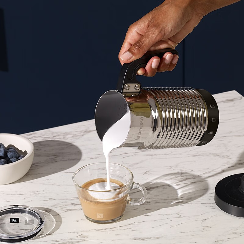 Nespresso Nespresso Milk Frother 4th Generation Multifunctional Fully Automatic Hot and Cold Milk Frother Aeroccino 4 Silver