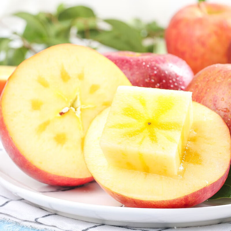 MIYUTAOYUAN Authentic Xinjiang Rock Candy Heart Red Fuji Apple Crisp Sweet Ugly Apple Fresh Fruit 10 Jin Packed First-Class Fruit 75-90mm Net Weight 8.5-9 Jin