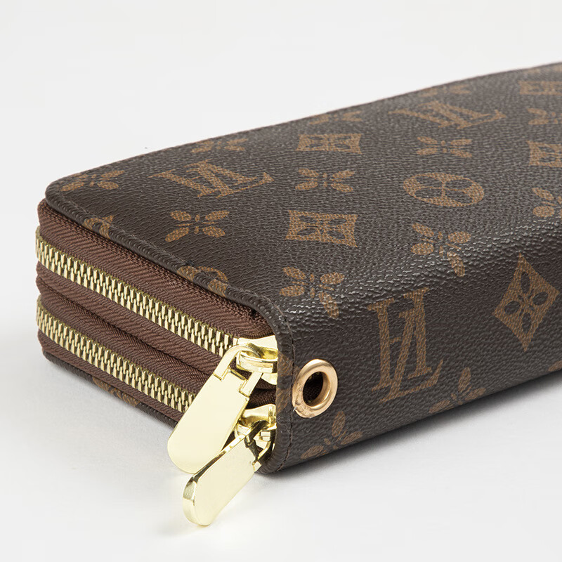 Kuqi Kangaroo Fashion Wallet Women's 2025 Chinese Valentine's Day Large Capacity Multifunctional European and American Long Style Wallet Zipper Clutch Dark Brown