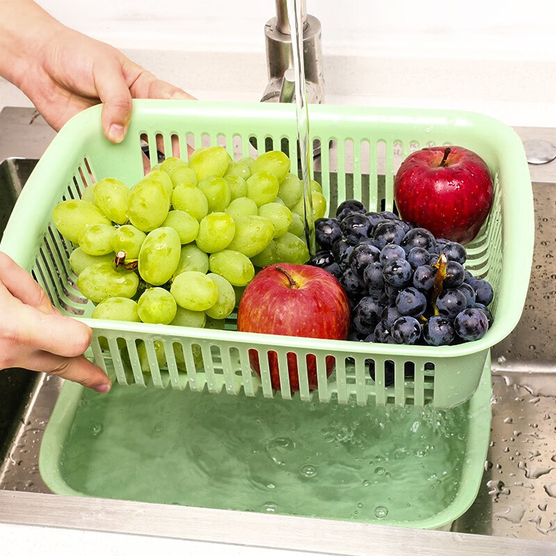 Asvel (ASVEL) Japan imported Asvel multi-functional sink, vegetable basin, fruit basket, drain basket + drain basin, kitchen supplies, small white (suitable for washing vegetables and fruits)