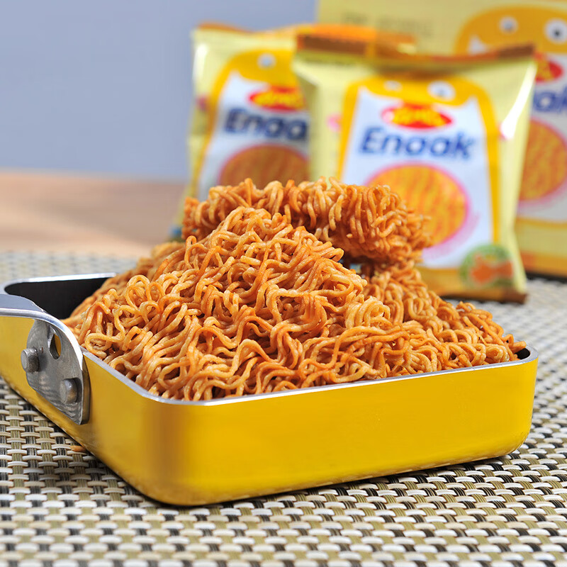 GEMEZ imported chicken dry noodles from Indonesia, instant noodles, dry noodles, snacks, barbecue chicken flavor, 4 packs
