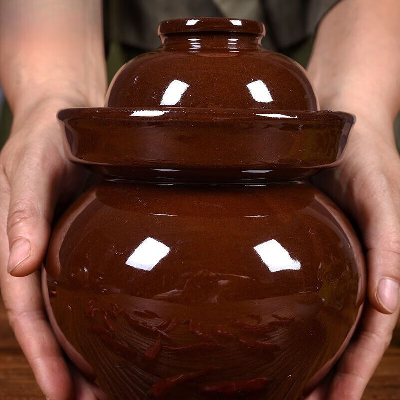 Xiongwochi kimchi jar earthenware old-fashioned earthenware Sichuan thickened sealed sauerkraut pickles pickles household trumpet free pickle salt 2 pounds pickle jar