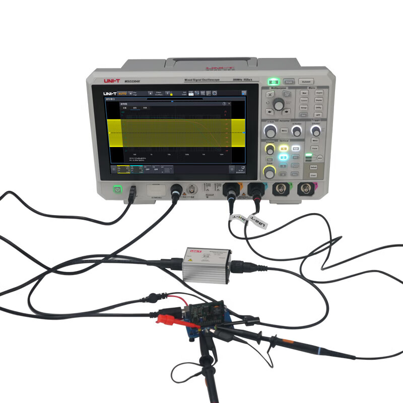 Unilide MSO2104X digital oscilloscope touch screen voltmeter signal generator spectrum analysis nine-in-one multi-function MSO2304X touch screen/300MHz