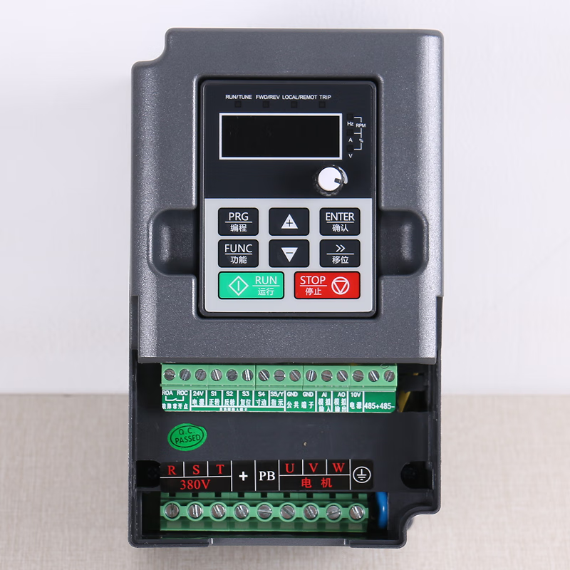 Frequency converter three-phase 380V single-phase 220V fan water pump motor speed regulator 0.75-110KW factory direct sales 1.5kw (ordinary model) three-phase 380v in three-phase 380v out