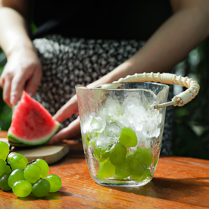 Small ice bucket, good-looking, cold-resistant ice storage bucket, portable glass fruit bucket, commercial iced beverage beer bucket, short ice bucket