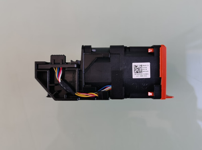 New Dell R640 server chassis standard high-performance fan KG52T RG2X2 C RG2X2 standard fan