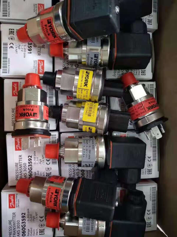 York YORK Danfoss pressure sensor pressure transmitter 025-29139-001060G2154 imported