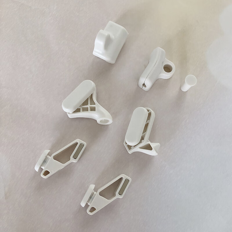 Perforated board installation accessories. Suitable perforated board accessories. Screws, nuts and hanging rods. Universal trolley perforated board. 4 white screws + 4 white nuts.