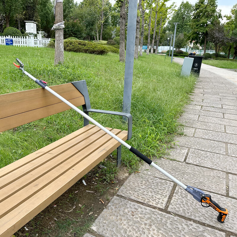 Jiehong's fruit-picking artifact, telescopic high-branch shears, high-altitude shears for gardens, special for picking lychees, longans, toon, fruit-picking scissors, lithium-ion fruit-picking pruning shears 130-2 meters