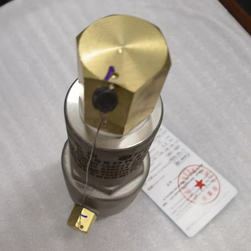 Run low temperature safety valve DA22F/Y-40P pipeline storage tank tank truck discharge pressure relief valve DA22F-40P DN40