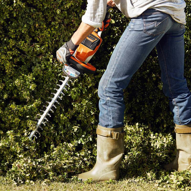 STIHL German rechargeable household lithium electric hedge trimmer tea leaf machine garden double-blade pruner pruning machine HSA94T