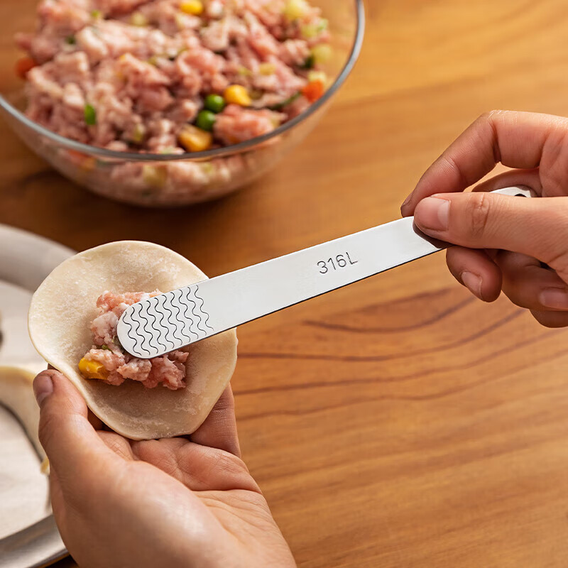 Modern Housewife 316L Stainless Steel Dumpling Spoon Household Wonton Making Tool Flat Ruler Stuffing Spoon Magic 1 Pack 316L Stuffing Spoon 16*2cm