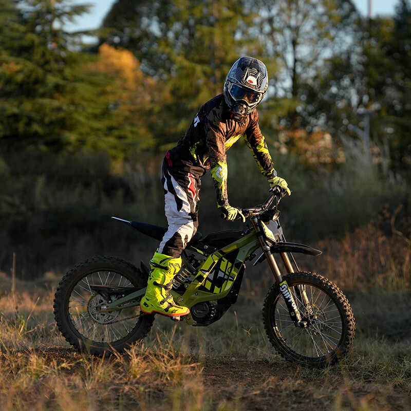Surron's 25-year new light bee X electric off-road motorcycle two-wheel track off-road vehicle (mainland only) Moon Shadow Black