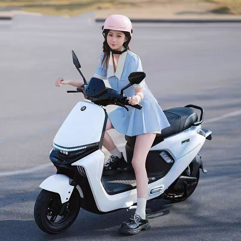 Feiye Intelligent Xiaojiu Electric Vehicle High Speed 70 Code High Power Long Distance Running King 500 Miles Electric Motorcycle 72V Battery Car Takeaway Car Replaceable Battery Can Be Licensed Standard 55 Code White Double Disc + Smart + NFC Naked Motorcycle (Self-equipped Battery)
