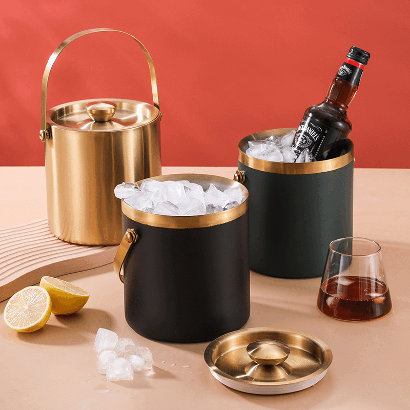 Raft core ice bucket ice cube bucket stainless steel double-layer thermal insulation and cold insulation high-value KTV champagne red wine beer ice cube commercial imported double-layer rhombus + wooden cover 2L (free ice clip)