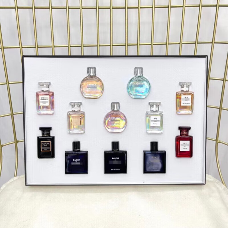 D&F Austrian version lipstick, perfume sample makeup gift box set Chinese Valentine's Day birthday gift for girlfriend and best friend, twelve pieces of love at first sight, with handbag