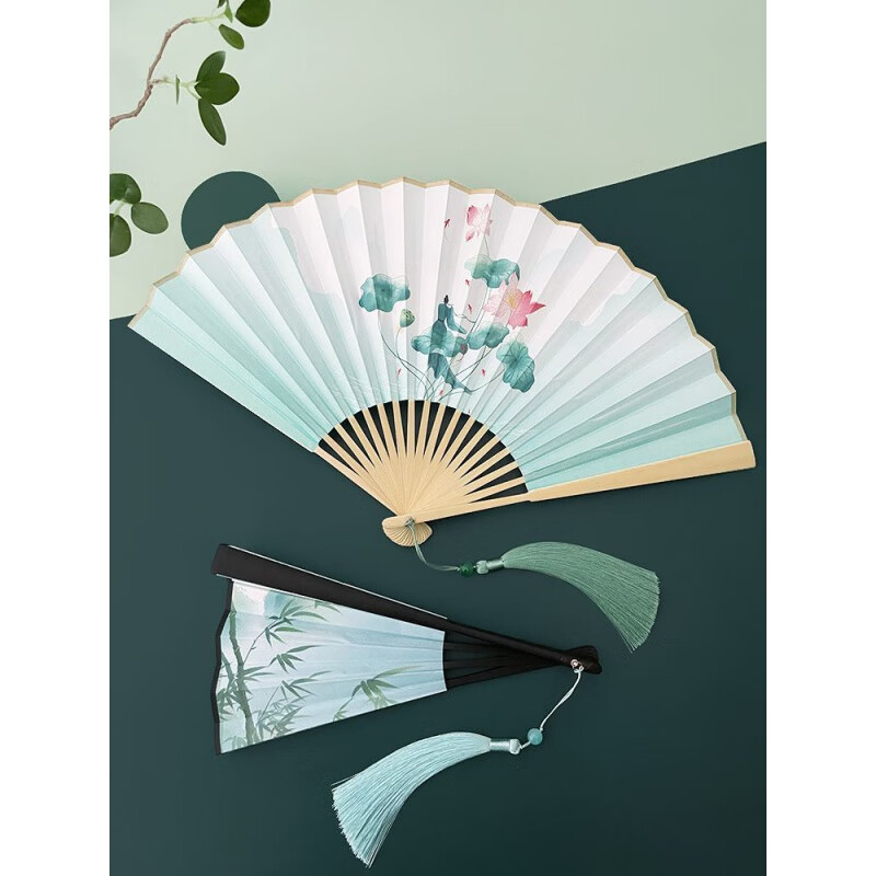 Chaosihui 8-inch folding fan Chinese style ancient style double-sided silk cloth 18 square men and women fresh folding fan Shangchunshan dance fan D3-3 mountain green original bone 8 inches