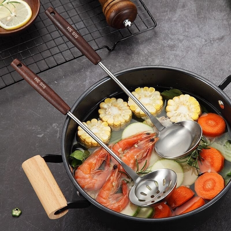 Chuangjingyixuan Food 304 Stainless Steel Hot Pot Spoon Colander Set Household Wooden Handle Small Spoon Special for Soup Commercial Large 304 Stainless Steel Hot Pot Spoon Set Solid Wood Handle