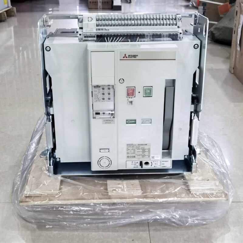 Type frame circuit breaker AE1000-1250A-1600A2000A2500A3200A-SW AE630SW3P630A drawer type 65kA