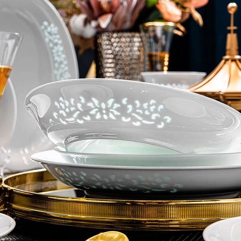 Miflame Jingdezhen High Temperature White Porcelain Exquisite Tableware Bowls Bowls and Dishes Set Complete Set for Household Underglaze Color Wedding Household Underglaze Color White Porcelain Exquisite Twisting Lotus 28-piece Set