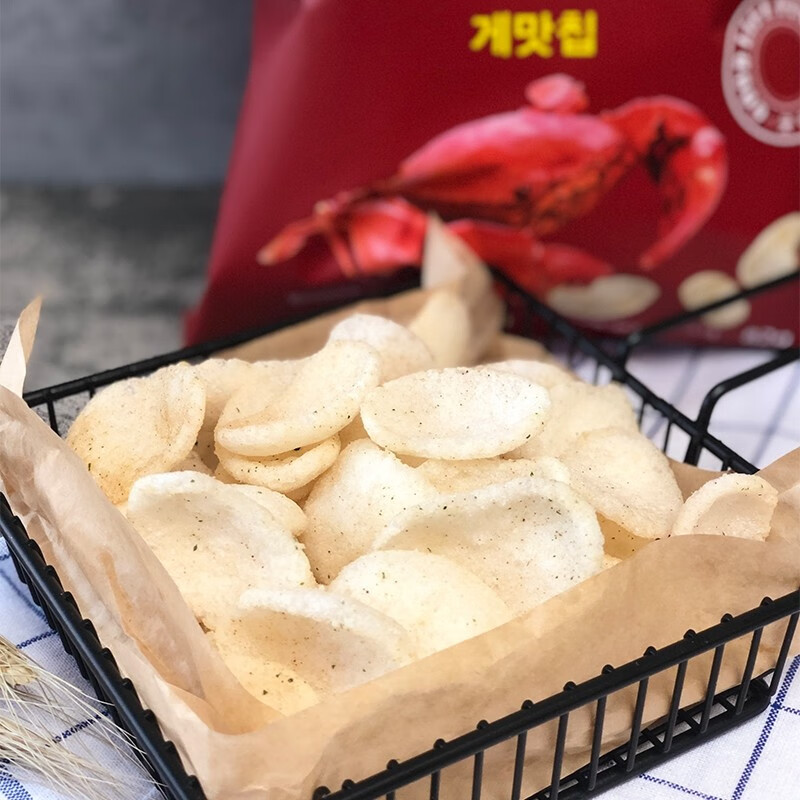 South Korea imported Qu Laifu shrimp chips garlic crab flavor shrimp chips puffed crispy snack snacks 2 bags of garlic shrimp chips + 1 bag of crab flavor shrimp chips