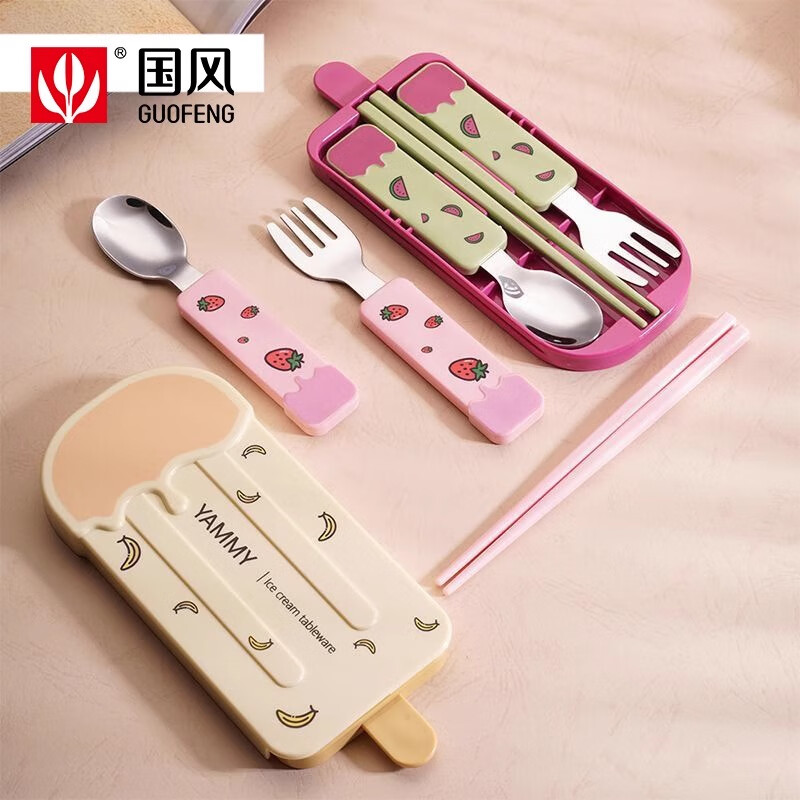 National style ice cream portable tableware set for one person, chopsticks, spoon, small spoon, children's portable tableware box storage box, cute strawberry shortcake, chopsticks + spoon + fork + box