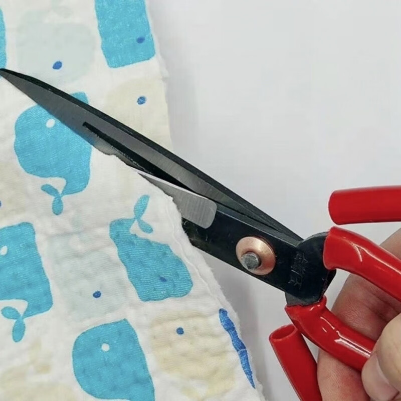 Vinoa authentic old-fashioned scissors for sewing, home kitchen scissors, thread cutting, tailor's scissors, large sharp industrial scissors, new red pair