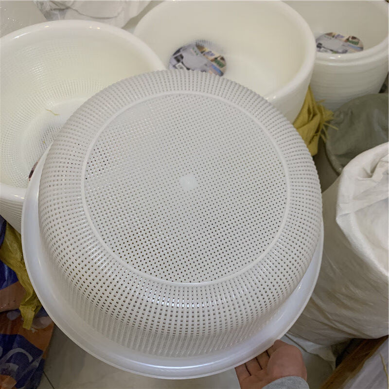 Qinkat thick encrypted round plastic basket drain basket round dense hole sieve vegetable basket fruit basket storage basket large storage basket encrypted 5223 diameter 35cm * height 12cm