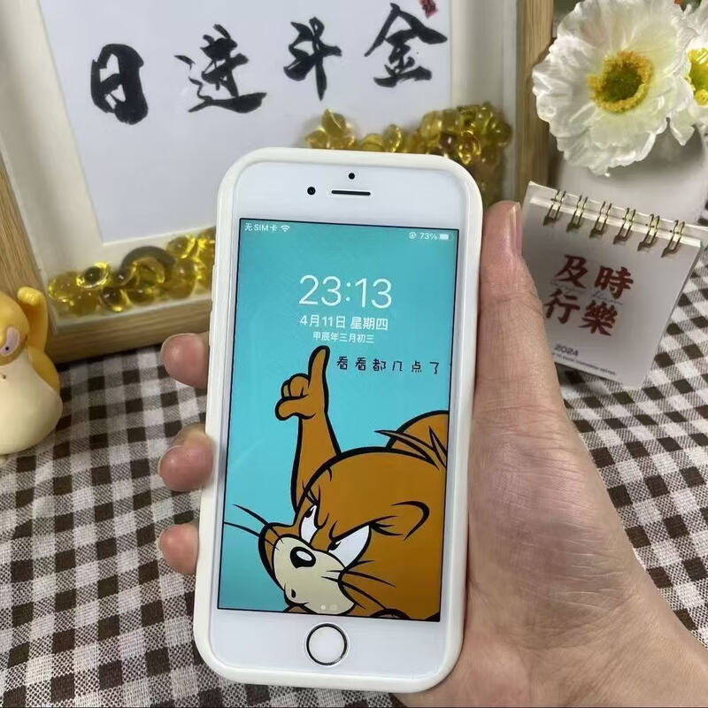 Apple iPhone6/6P charger set for students and the elderly, backup machine for online classes, photography, small screen mobile phone set, 16GB three-color random, 6th generation single WiFi version, no fingerprints, 8 new + charging cables