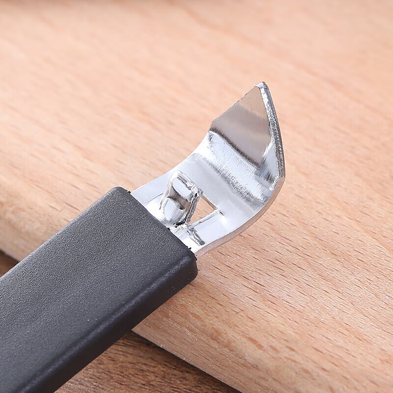 Lekoman German quality black and white evaporated milk can opener with magnet thickened three-flower evaporated milk can opener beer starter coconut milk opener 1 piece (with magnet)