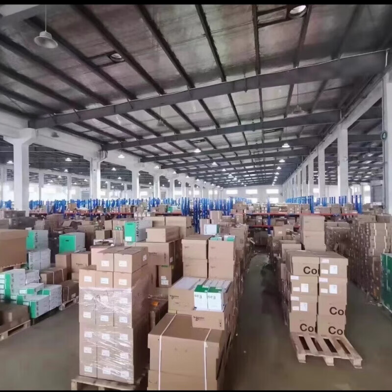 Schneider ATV312HU22N4/HU30N4/HU40N4/HU55N4/HU75N4/HD11N4 ATV312HU22N42.2KW