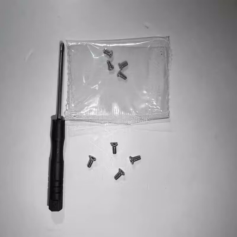 Milan metal car key case screw accessories, car key cover screw accessories, metal key case screw accessories, KM2*4 4 pcs + screwdriver