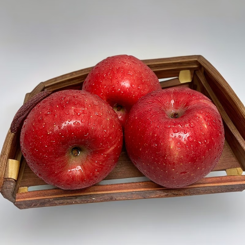 Shopkeeper Wang Yantai Fuji Apple Shandong Red Fuji Fresh Fruit 3/4.5 catties non-super large fruit 4.5 catties net weight single fruit 75-80mm