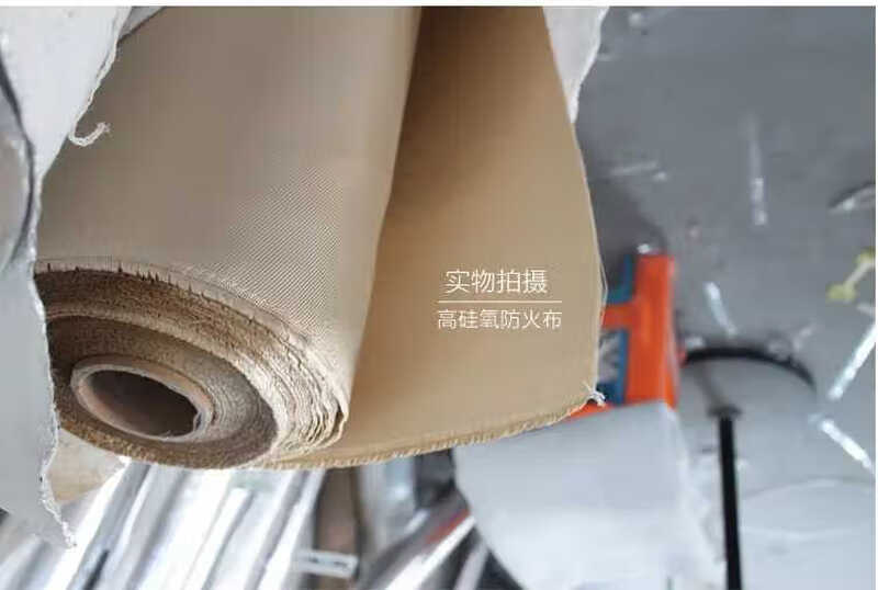 High silicone fire extinguishing blanket fire blanket curtain fabric welding special fire extinguishing blanket 92*1 meters golden yellow 1.5x1.5 meters