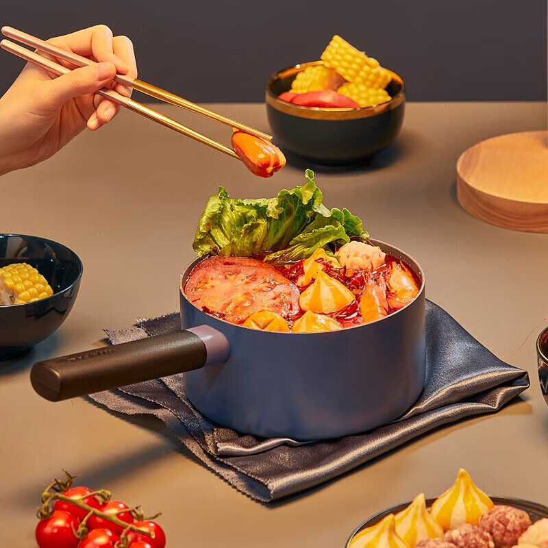Cooking King pot set household frying pan milk pot soup pot wok pot high-value gas induction cooker universal set combination