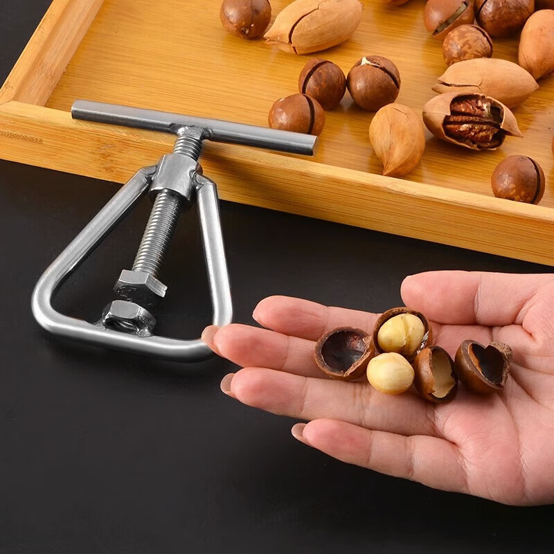 Nut opener artifact walnut macadamia nut fresh raw macadamia nut clip shell opener fruit opener clip triangle fruit opener 1 pack