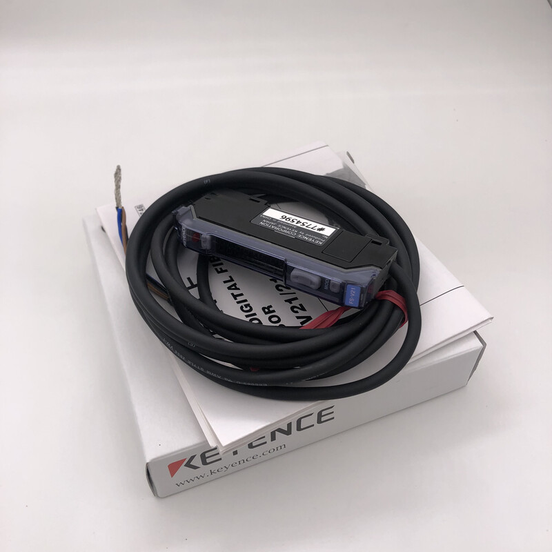 Yue Changsheng original Keyence sensor FS-V series fiber amplifier FS-V1 V12 V21R V31CP V34P FS-V21 new original