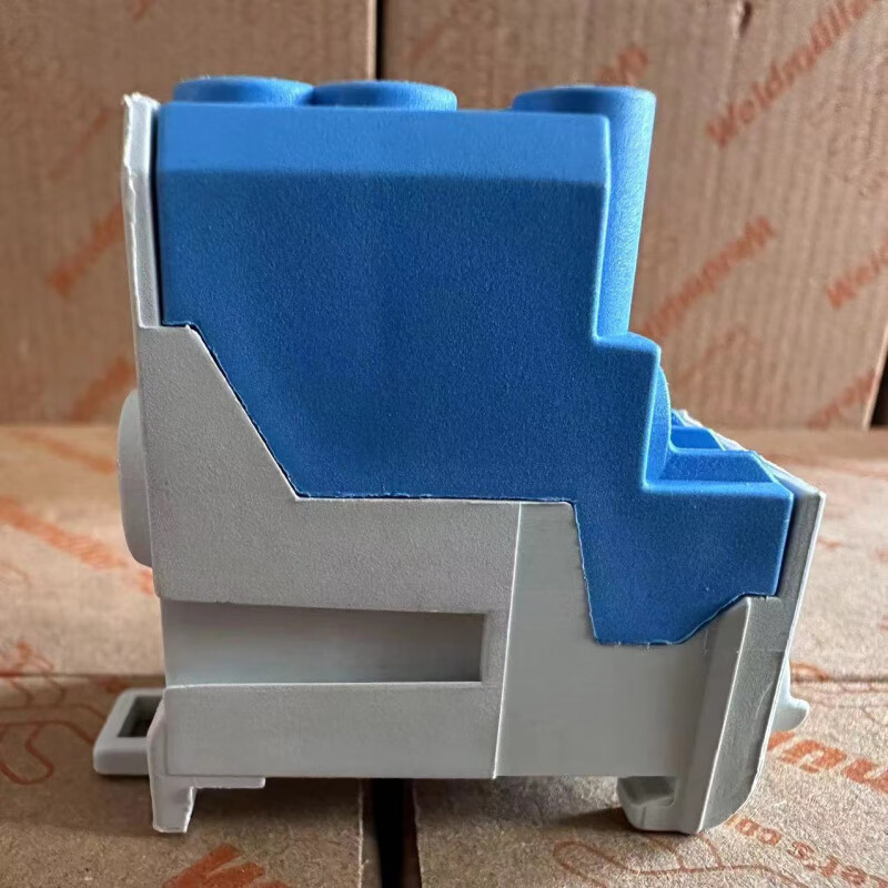 Weidmüller WPD 100 2X25/6X10 BL power distribution terminal 15619200