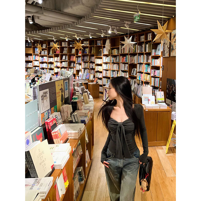 Red lace bow long-sleeved T-shirt for women in early autumn pure lust style bottoming shirt with slim square collar top XXC gray high quality S 70-90 catties