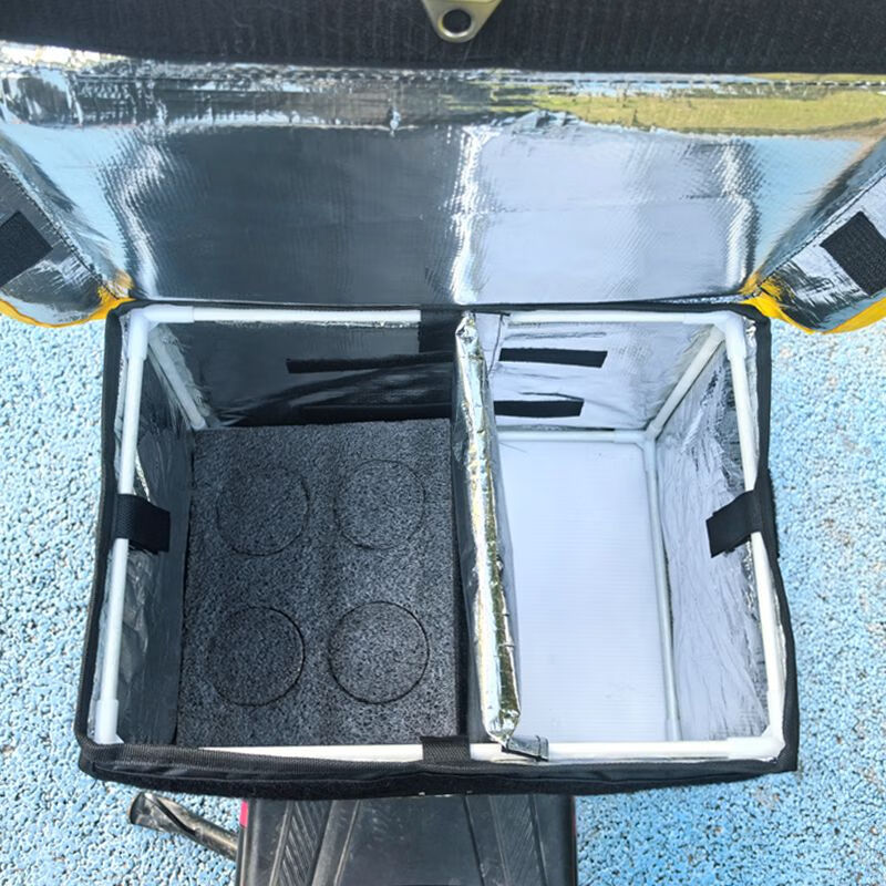 Meituan meal box pedal type takeout delivery new refrigerated waterproof insulated box errand rider front takeaway box 30 liter pedal type + inner bracket + partition + cup holder