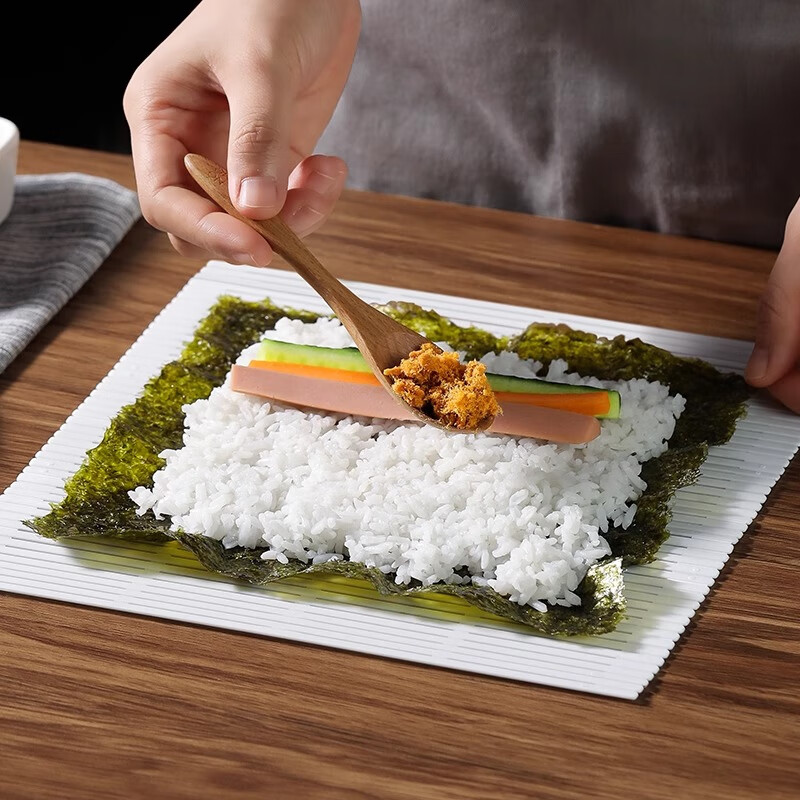 Home Story Japan imported sushi rolling curtain mold bamboo curtain roll seaweed rice roll curtain special curtain making sushi tool curtain