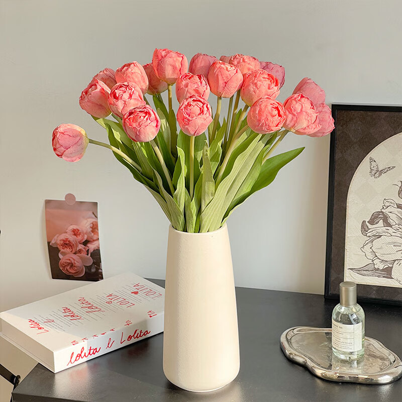 Fan Yejia's light luxury tulip simulation bouquet 7 fake flower decorations living room home decoration floral New Year table decorations